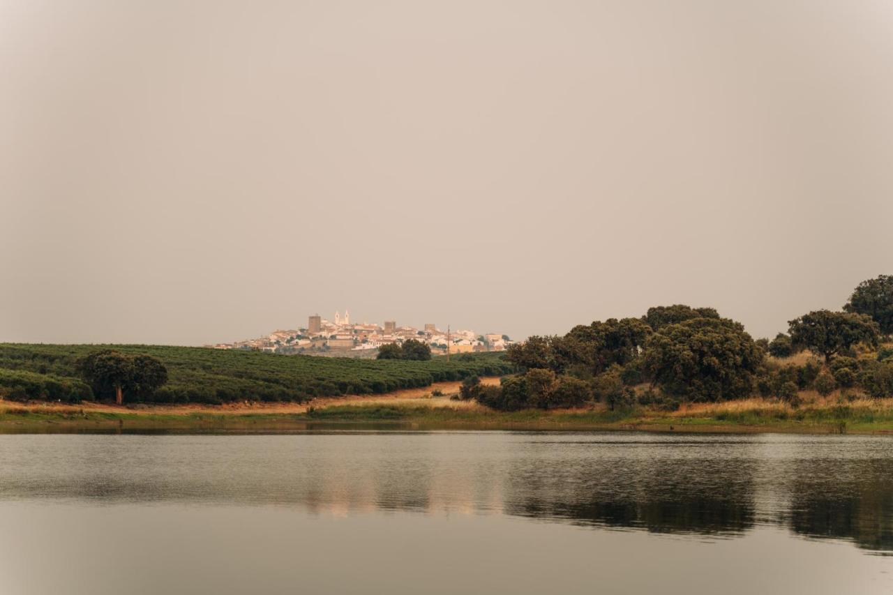 Villa Dos R'S Aviz Exteriör bild